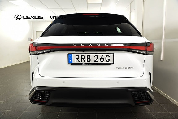 Lexus RX450h+ 4 of 17
