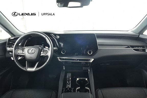 Lexus RX450h+ 8 of 17