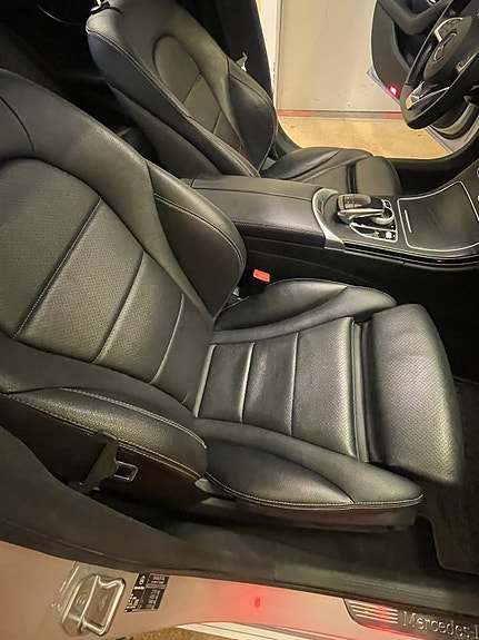 Mercedes-Benz C220 14 of 14