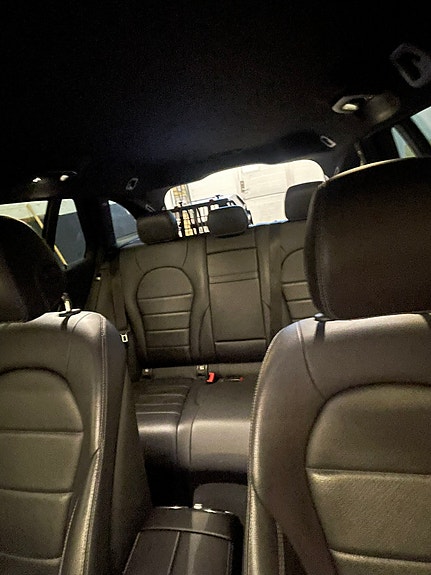 Mercedes-Benz C220 8 of 14