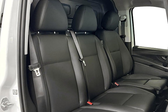 Mercedes-Benz Vito 114 9 of 24