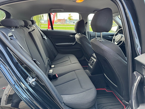 BMW 120d 15 of 17