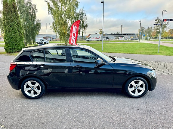 BMW 120d 5 of 17