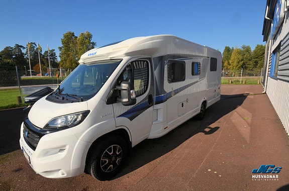 Knaus Sky-Ti 700 MX 5 of 14