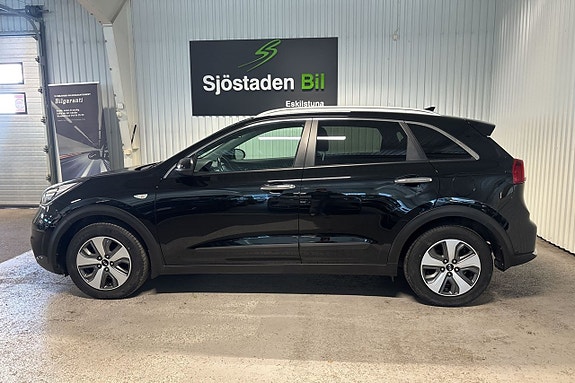 Kia Niro 2 of 26