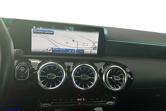 Mercedes-Benz A200 13 of 22