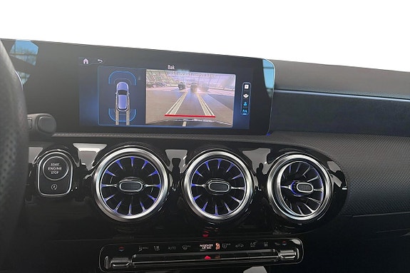 Mercedes-Benz A200 18 of 22