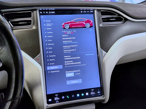 Tesla Model S 14 of 20