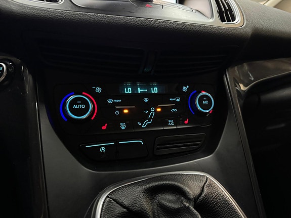 Ford Grand C-MAX 12 of 16