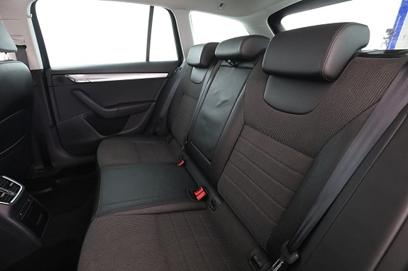 Skoda Octavia 15 of 30