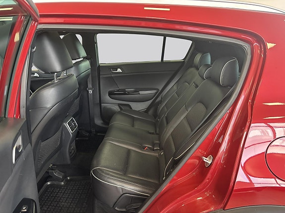 Kia Sportage 9 of 18