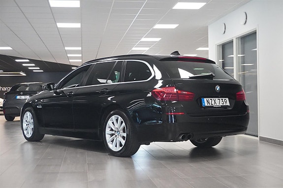 BMW 520d 2 of 13