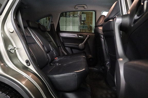 Honda CR-V 12 of 19
