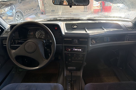 Opel Kadett 12 of 19