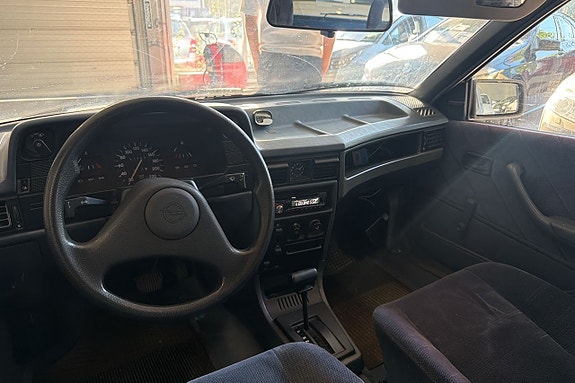 Opel Kadett 11 of 19