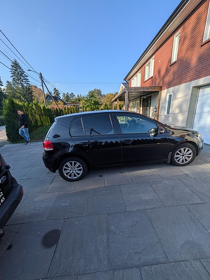 Volkswagen Golf VI 4 of 6