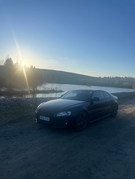Audi A5 2 of 9