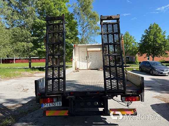 Maskinlastbil Volvo FL612 4X2 med ramper 6 of 27