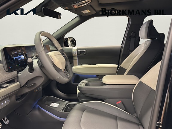 Kia EV3 8 of 15