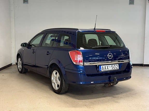 Opel Astra 4 of 11