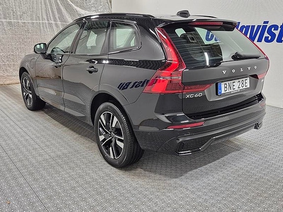 Volvo XC60 5 of 12