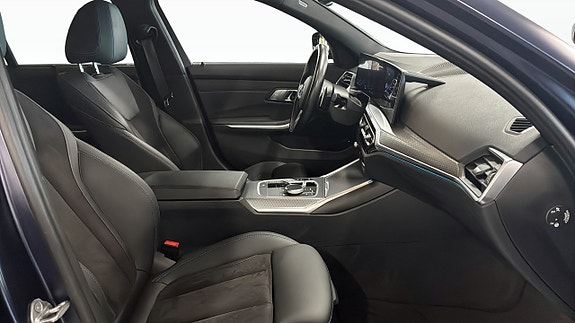 BMW 330e 3 of 12
