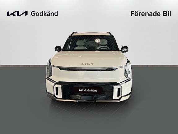 Kia EV9 2 of 14