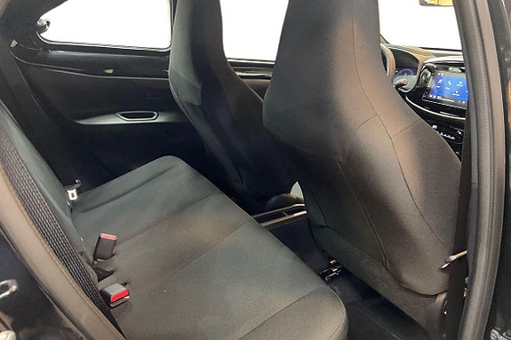 Toyota Aygo X 9 of 21