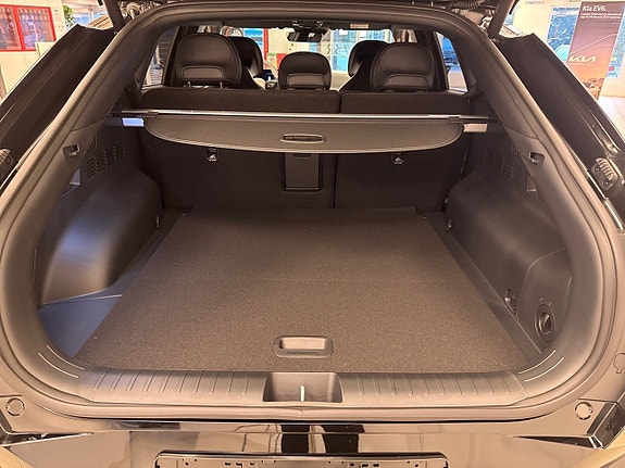 Kia EV6 14 of 23