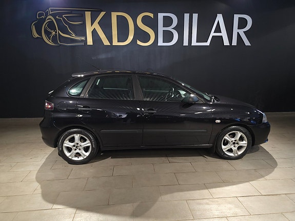 Seat Ibiza 4 of 11