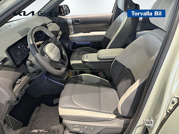 Kia EV3 8 of 14
