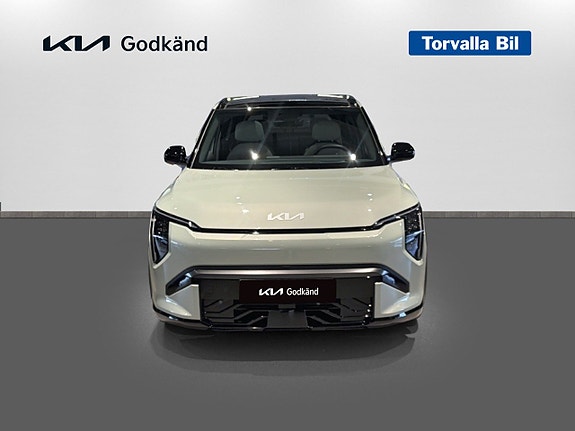 Kia EV3 2 of 14