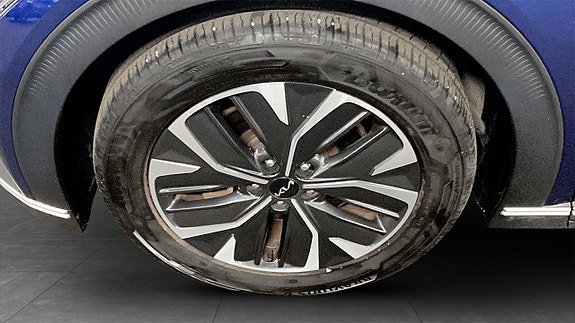 Kia EV6 9 of 12