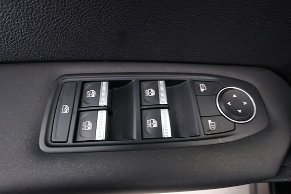Renault Captur 16 of 22