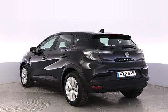 Renault Captur 3 of 22