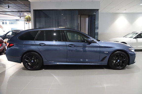 BMW 530e 6 of 11
