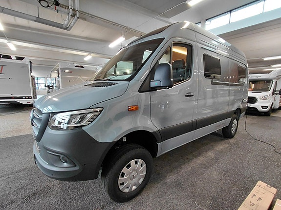 Bürstner Habiton HMX 6.0 4x4, långbäddar, mercedes 190hk aut, dieselvärmare m.m! 3 of 17