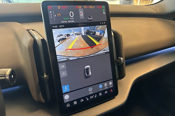 Volvo EX30 20 of 23
