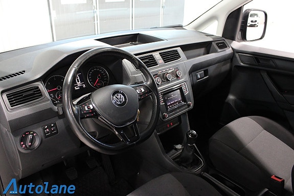 Volkswagen Caddy Maxi 16 of 26