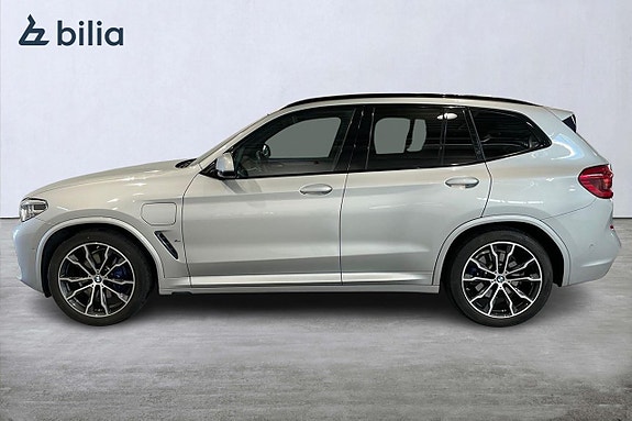 BMW X3 3 of 18