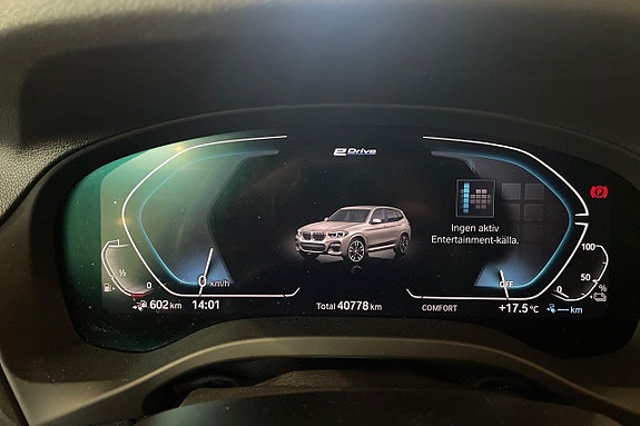 BMW X3 14 of 18