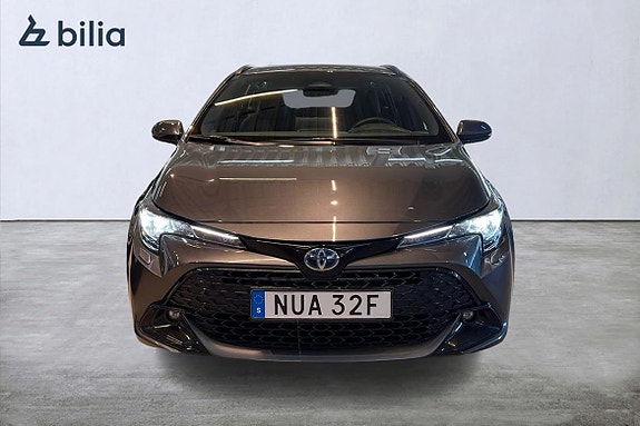 Toyota Corolla 5 of 19