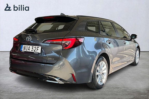 Toyota Corolla 17 of 19