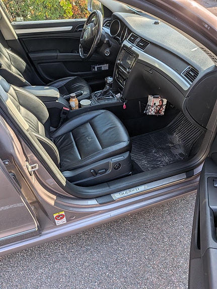 Skoda Superb 14 of 17