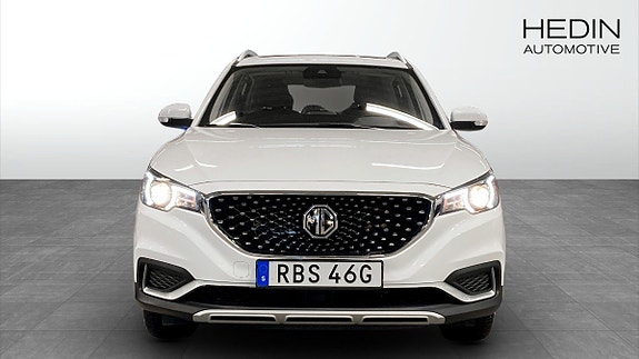 MG ZS 8 of 9