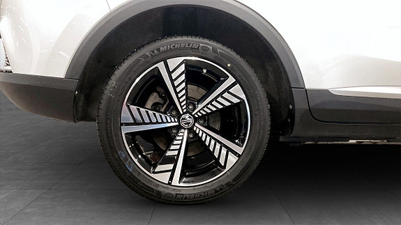 MG ZS 9 of 9