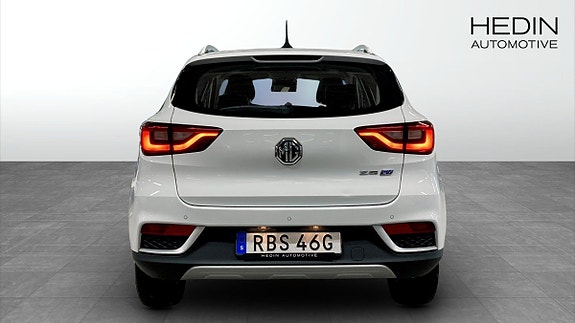 MG ZS 7 of 9