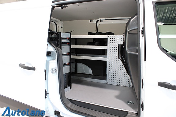 Ford Transit Connect 18 of 29