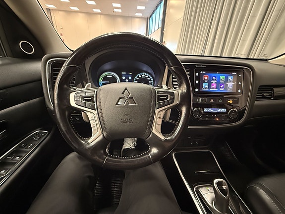 Mitsubishi Outlander 16 of 16