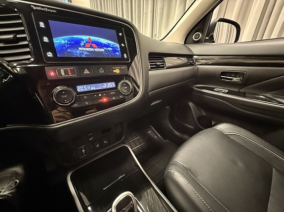 Mitsubishi Outlander 11 of 16